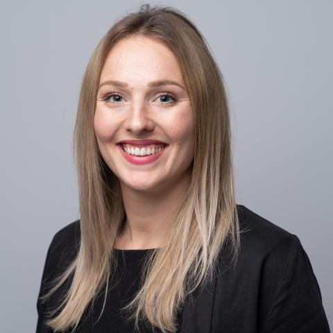 Sarah Beall - Financial Adviser - Chartered Financial Planner