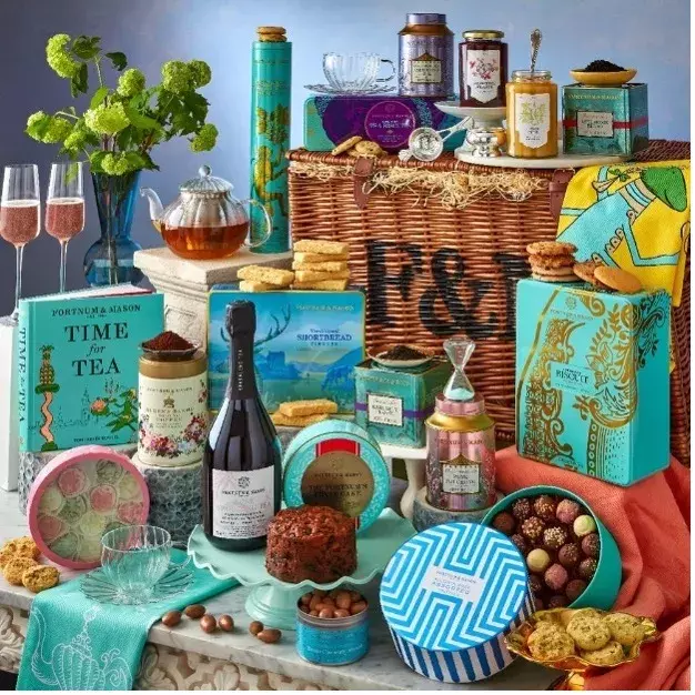 Luxury Fortnum and Mason Hamper